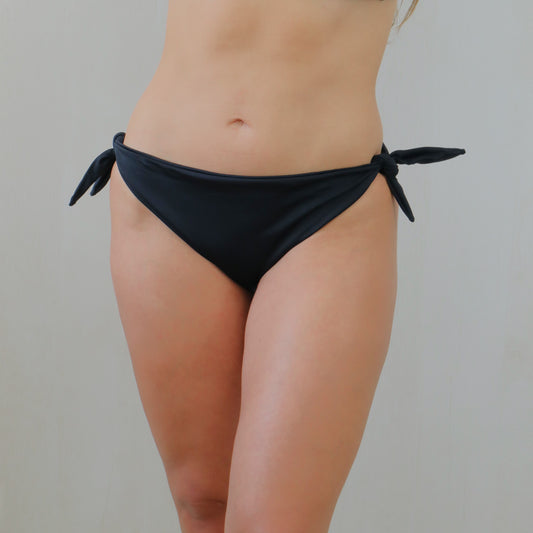 Laila Bottom Essentials