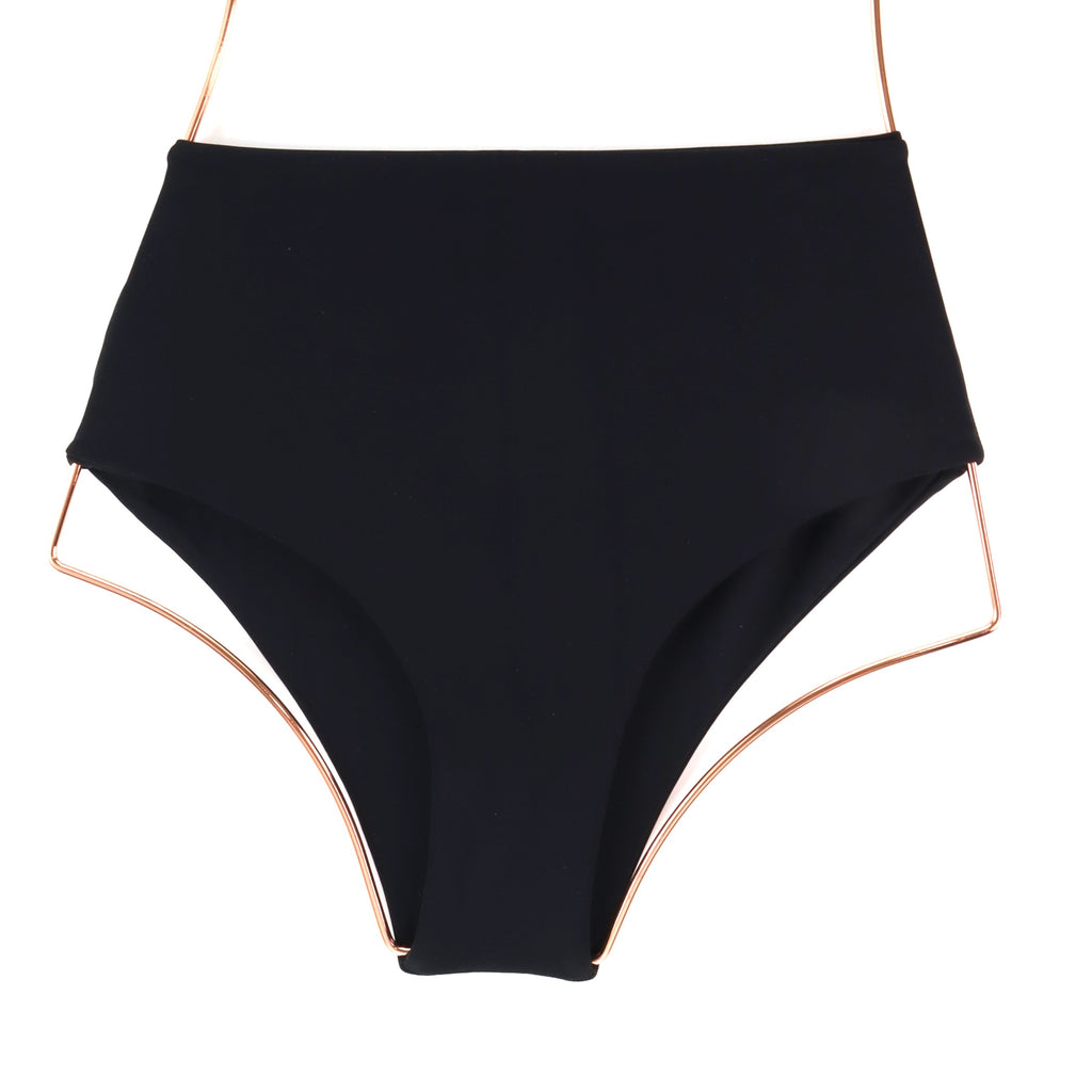 Lorel Bottom Essentials